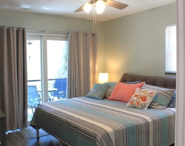 16881 Davis Road - Photo Thumbnail 9