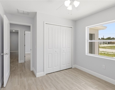 2955 Dunbar Avenue - Photo Thumbnail 18