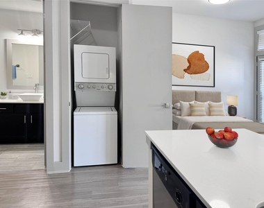 2727 Brazos Street - Photo Thumbnail 1