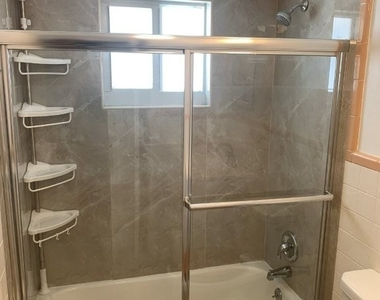 2428 Palm Ridge Road - Photo Thumbnail 6