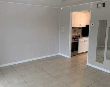 2428 Palm Ridge Road - Photo Thumbnail 2