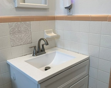 2428 Palm Ridge Road - Photo Thumbnail 7