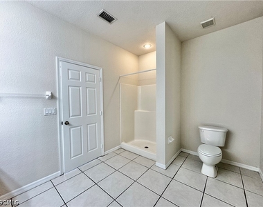 530 Kilgour Avenue - Photo Thumbnail 27