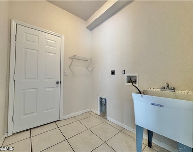 530 Kilgour Avenue - Photo Thumbnail 42