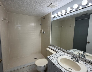 13615 Eagle Ridge Drive - Photo Thumbnail 5