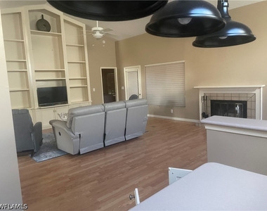 12622 Hunters Ridge Drive - Photo Thumbnail 2