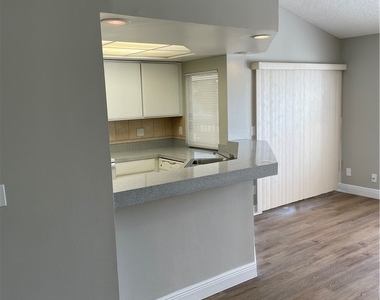 13331 Greengate Boulevard - Photo Thumbnail 8