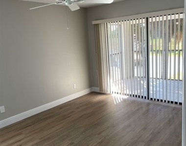 13331 Greengate Boulevard - Photo Thumbnail 16