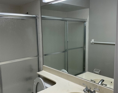 13331 Greengate Boulevard - Photo Thumbnail 28