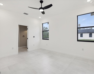 1310 Jefferson Avenue - Photo Thumbnail 10
