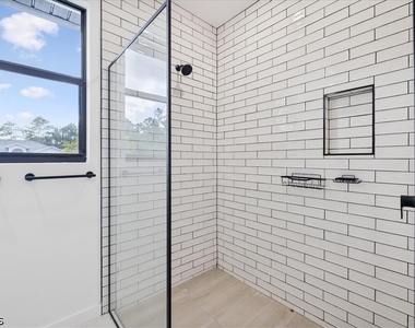 1310 Jefferson Avenue - Photo Thumbnail 15