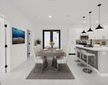 1310 Jefferson Avenue - Photo Thumbnail 4