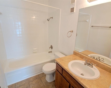 8100 Creekbend Drive - Photo Thumbnail 11