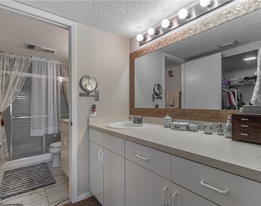 1580 Pine Valley Drive - Photo Thumbnail 6