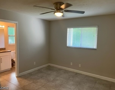 4234 Pine Drop Lane - Photo Thumbnail 10