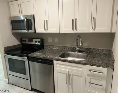 4234 Pine Drop Lane - Photo Thumbnail 8