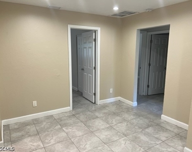 4234 Pine Drop Lane - Photo Thumbnail 5