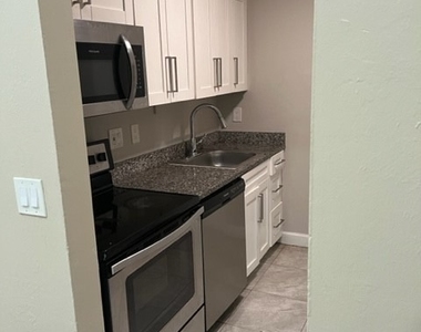 4234 Pine Drop Lane - Photo Thumbnail 6