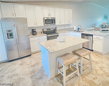 43011 Greenway Boulevard - Photo Thumbnail 3