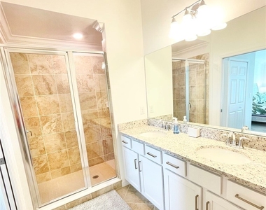 43011 Greenway Boulevard - Photo Thumbnail 13