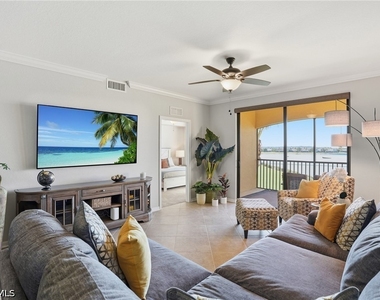 17951 Bonita National Boulevard - Photo Thumbnail 3