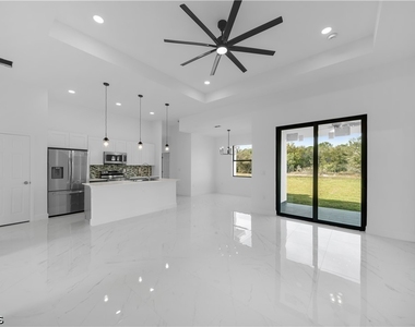 334 Ranch Avenue - Photo Thumbnail 3