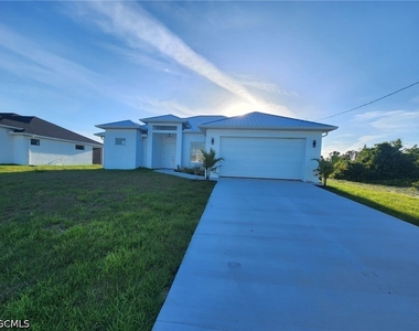 334 Ranch Avenue - Photo Thumbnail 2