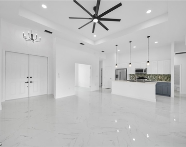 334 Ranch Avenue - Photo Thumbnail 4