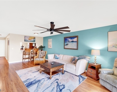 12150 Kelly Sands Way - Photo Thumbnail 8