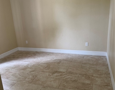 1235 Shelby Parkway - Photo Thumbnail 9