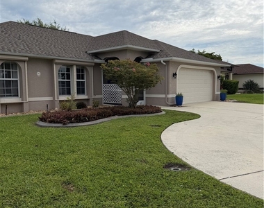 1235 Shelby Parkway - Photo Thumbnail 2