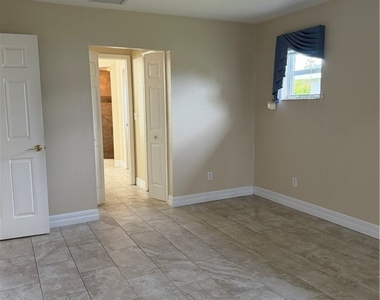 1235 Shelby Parkway - Photo Thumbnail 13