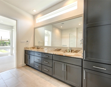 2418 Gray Street - Photo Thumbnail 21