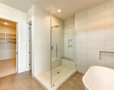 2418 Gray Street - Photo Thumbnail 28