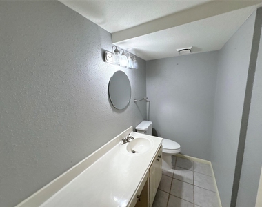 14551 Misty Meadow Lane - Photo Thumbnail 9
