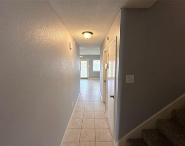 14551 Misty Meadow Lane - Photo Thumbnail 11