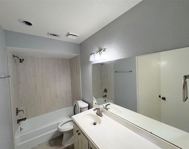 14551 Misty Meadow Lane - Photo Thumbnail 7