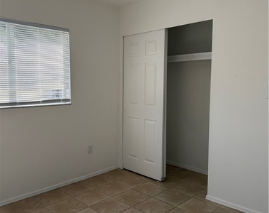13208 Fourth Street - Photo Thumbnail 9