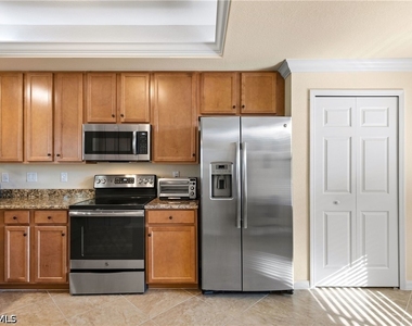 28022 Bridgetown Court - Photo Thumbnail 4