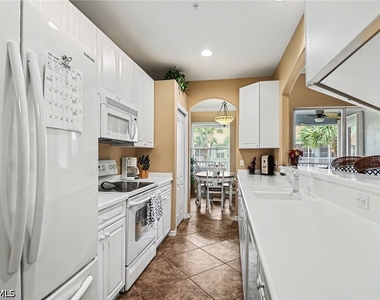 1230 Sweetwater Lane - Photo Thumbnail 10