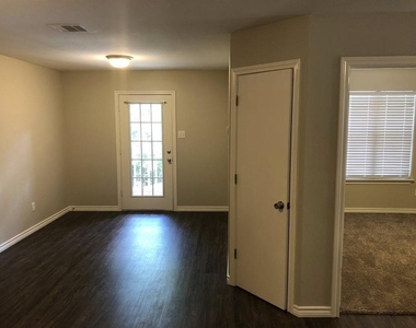 212 Gulf Pump Road - Photo Thumbnail 1