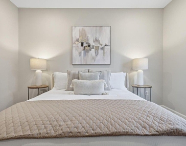 4723 Mallow Street - Photo Thumbnail 16