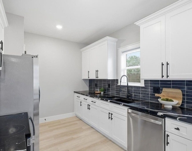 4723 Mallow Street - Photo Thumbnail 10