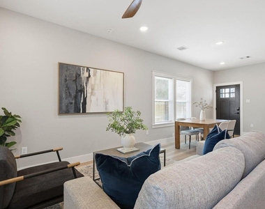 4723 Mallow Street - Photo Thumbnail 7