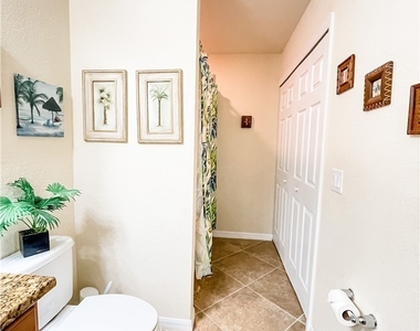 17981 Bonita National Boulevard - Photo Thumbnail 18