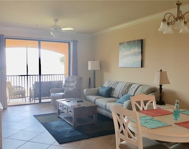17991 Bonita National Boulevard - Photo Thumbnail 2