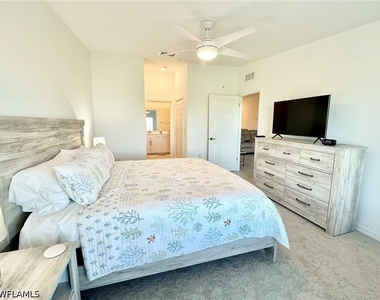 15960 Grassland Lane - Photo Thumbnail 4