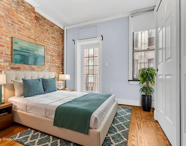 95 Perry Street - Photo Thumbnail 3