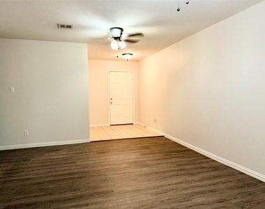 12505 Venus Park Lane - Photo Thumbnail 35