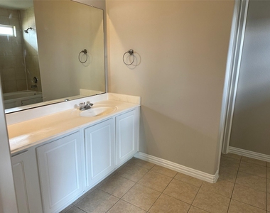 12505 Venus Park Lane - Photo Thumbnail 17